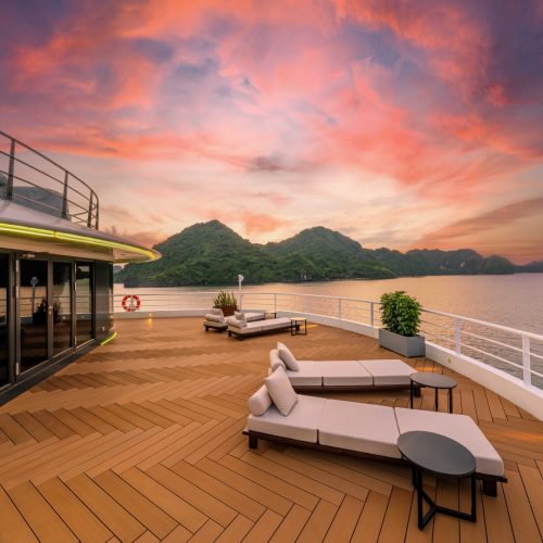 president-balcony_optimized-min_1695955224